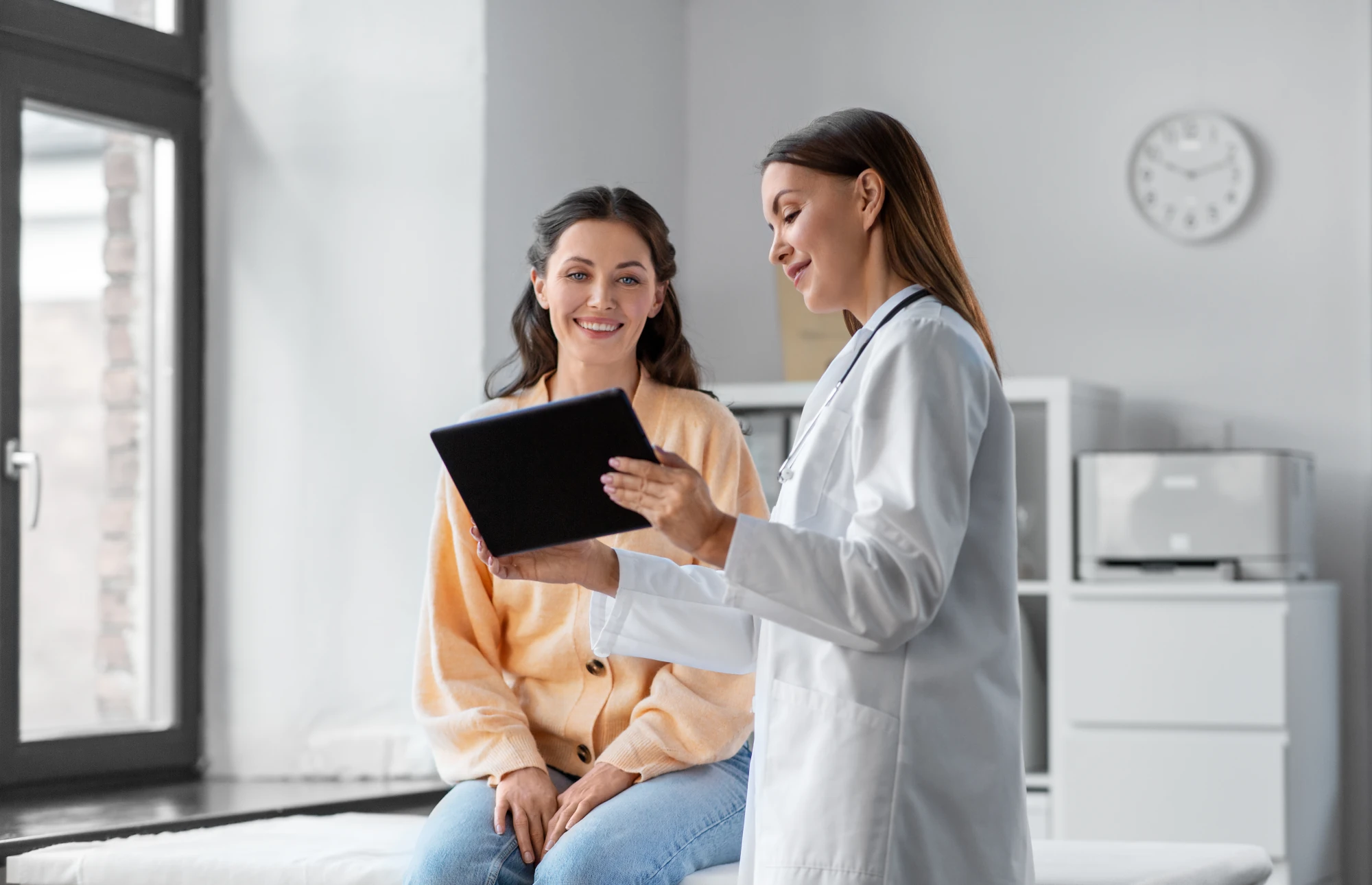 Patient discussing preventive care with a San Diego primary care doctor.