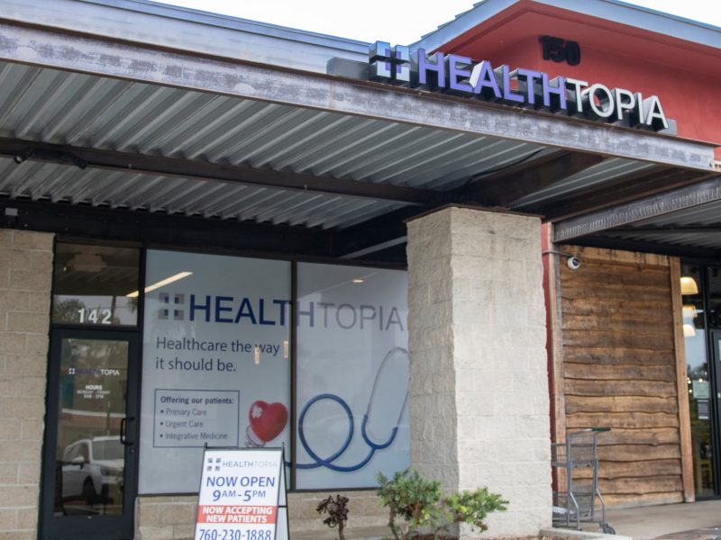 Exterior view of the Healthopia Encitias clinic